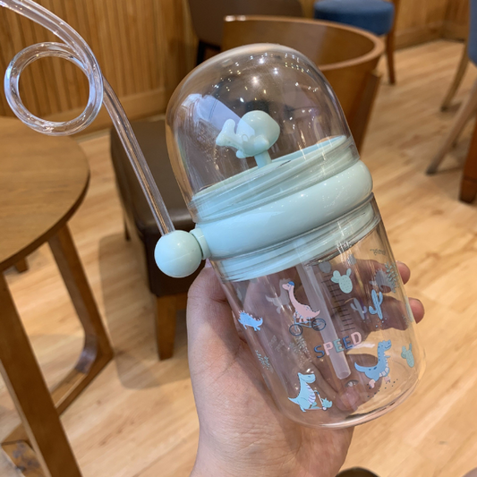 Vaikiška gertuvė - buteliukas „Banginis“ su šiaudeliu