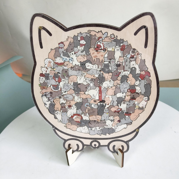Medinė katės formos dėlionė