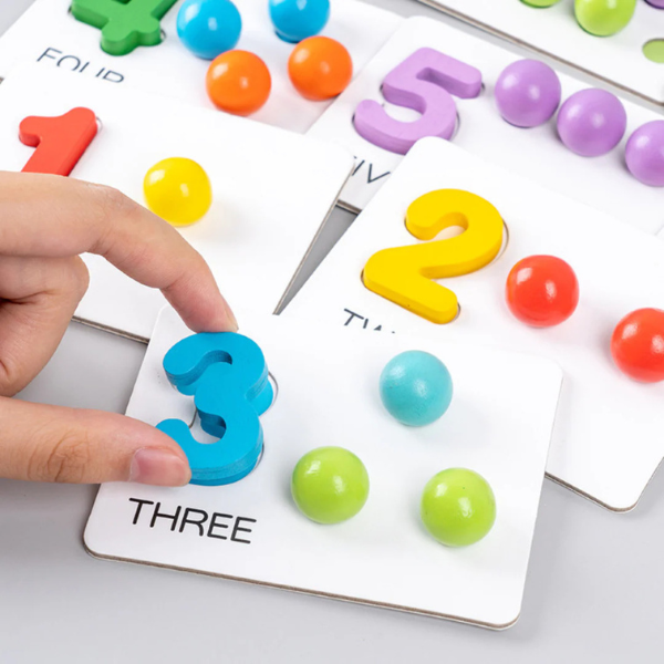 Montessori skaičių ir spalvų rūšiavimo žaidimas