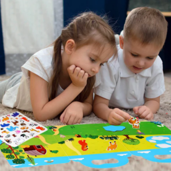 Vaikiška lipdukų knygelė