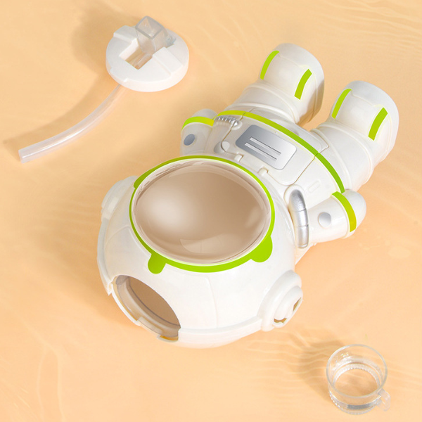 Astronautas - gertuvė / buteliukas vaikams