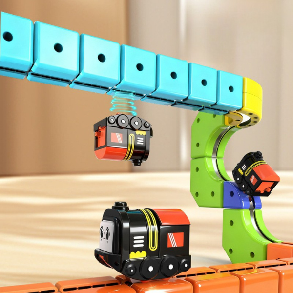 Magnetinė antigravitacinė trasa su traukinuku